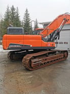2018 Doosan DX300LC-5 crawler excavator, side profile view 2018 Doosan DX300LC-5 crawler excavator, side profile view