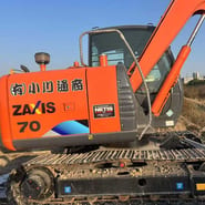 Hitachi Zaxis 70 mini excavator side view