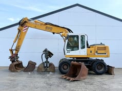 2000 Liebherr A900B Litronic wheel excavator side view 2000 Liebherr A900B Litronic wheel excavator side view