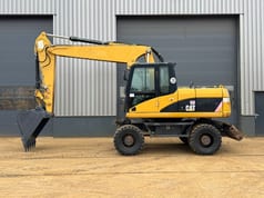 2008 Caterpillar M315D wheel excavator, side view 2008 Caterpillar M315D wheel excavator, side view