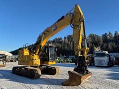 2020 Caterpillar 325-07A crawler excavator, side view