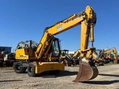 2005 Liebherr A900B Litronic wheel excavator, side view