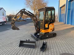 Berger Kraus BK2000NKSR mini excavator, side view