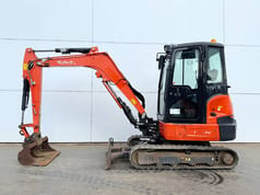 2020 Kubota KX037-4 mini excavator, side view 2020 Kubota KX037-4 mini excavator, side view