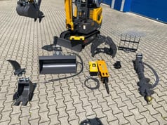 Berger Kraus BK1000JSR mini excavator with accessory package