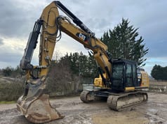 2020 Caterpillar 326F LN crawler excavator, side profile view