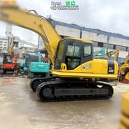 2007 Komatsu PC200-7 crawler excavator, side view 2007 Komatsu PC200-7 crawler excavator, side view