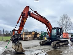 2013 Hitachi ZX210LC-5B crawler excavator, side profile view 2013 Hitachi ZX210LC-5B crawler excavator, side profile view