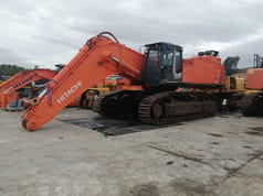 Hitachi ZX870LCH-3 crawler excavator, side view Hitachi ZX870LCH-3 crawler excavator, side view