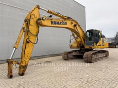 2016 Komatsu HB365LC-3 crawler excavator side view 2016 Komatsu HB365LC-3 crawler excavator side view