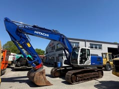 2015 Hitachi ZX290LCN-5B crawler excavator, side view
