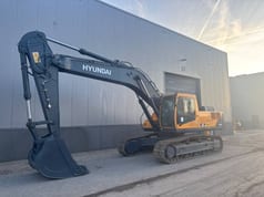 2025 Hyundai R340L crawler excavator, side view