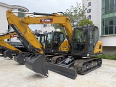 2026 XCMG XE75GA mini excavator, front three-quarter view 2026 XCMG XE75GA mini excavator, front three-quarter view