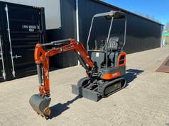 Kubota SD15E mini excavator, front three-quarter view Kubota SD15E mini excavator, front three-quarter view