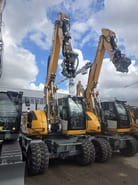 2023 Liebherr A916 LITRONIC G6.0-D wheel excavator, front three-quarter view
