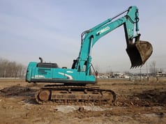 2022 Kobelco SK480LC crawler excavator, side profile view