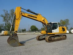 2017 Liebherr R936 NLC crawler excavator, side view 2017 Liebherr R936 NLC crawler excavator, side view