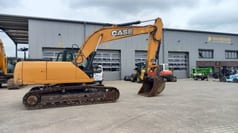 2012 CASE CX210B crawler excavator, side view 2012 CASE CX210B crawler excavator, side view