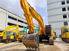 2018 Hyundai R385LC-9T crawler excavator front view