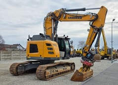 2020 Liebherr R926 Compact crawler excavator, side view 2020 Liebherr R926 Compact crawler excavator, side view