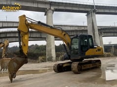 2021 XCMG XE135D crawler excavator, side view