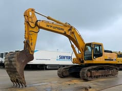 2005 Hyundai R360LC-7 crawler excavator, side view