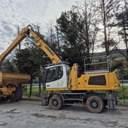 2018 Liebherr LH30 M material handler side view 2018 Liebherr LH30 M material handler side view