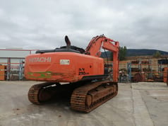 Hitachi Zaxis 290LCN crawler excavator, rear three-quarter view