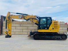 2023 Caterpillar 325 crawler excavator, side view 2023 Caterpillar 325 crawler excavator, side view
