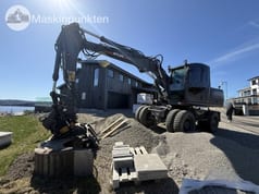 2012 Atlas 160W wheel excavator, side view 2012 Atlas 160W wheel excavator, side view