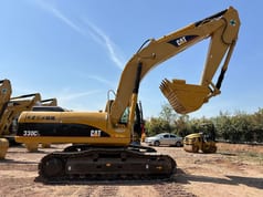 2018 Caterpillar 330CL crawler excavator, side view