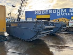 2025 Caterpillar 320 Amphibious Excavator undercarriage view 2025 Caterpillar 320 Amphibious Excavator undercarriage view