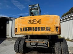 2011 Liebherr 924 wheel excavator rear view