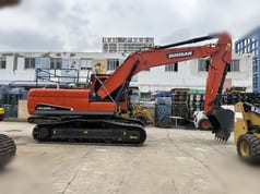 2024 Doosan DX225LCA crawler excavator, side profile view 2024 Doosan DX225LCA crawler excavator, side profile view