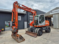 2005 Atlas 1605 M wheel excavator, side view 2005 Atlas 1605 M wheel excavator, side view