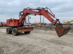 1988 CASE 61P wheel excavator, side profile view 1988 CASE 61P wheel excavator, side profile view