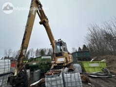 1988 Liebherr A 922 material handler, low-angle side view