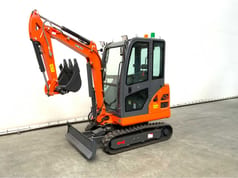 2025 Kubota CRE213 mini excavator, front three-quarter view 2025 Kubota CRE213 mini excavator, front three-quarter view