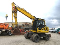 2016 Komatsu PW148-8 wheel excavator, side view 2016 Komatsu PW148-8 wheel excavator, side view