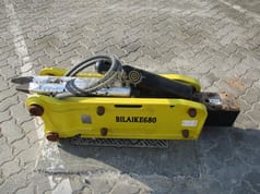 Bilaike 680 hydraulic breaker attachment, side view