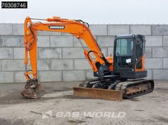 2021 Doosan DX85R-3 mini excavator, side view
