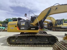 2024 Caterpillar 320D2 L crawler excavator, side view 2024 Caterpillar 320D2 L crawler excavator, side view