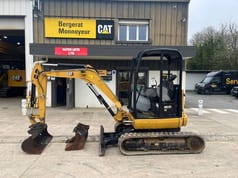 2021 Caterpillar 302.7DCR crawler excavator, side view 2021 Caterpillar 302.7DCR crawler excavator, side view