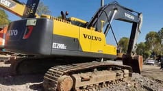 2022 Volvo EC290BLC excavator, rear three-quarter view 2022 Volvo EC290BLC excavator, rear three-quarter view