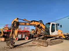2008 Liebherr R313 crawler excavator, side view 2008 Liebherr R313 crawler excavator, side view