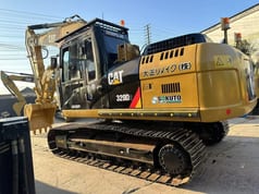 2015 Caterpillar 320D2 Raupenbagger, Seitenansicht 2015 Caterpillar 320D2 Raupenbagger, Seitenansicht