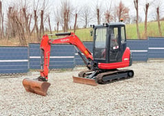 2015 Kubota KX61-3 mini excavator, side view