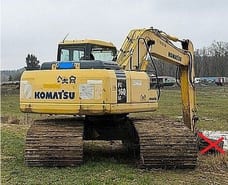 2004 Komatsu PC160LC-7K crawler excavator, rear three-quarter view