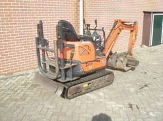 2016 Hitachi Zaxis 10U mini excavator, rear three-quarter view