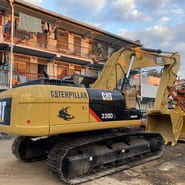 2018 Caterpillar 330DL crawler excavator, rear three-quarter view 2018 Caterpillar 330DL crawler excavator, rear three-quarter view